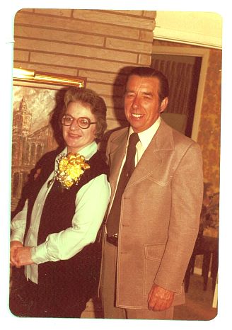 1970.. - Bianca, with cool glasses, and Rob, at brother-in-law Frank's (I think).jpg